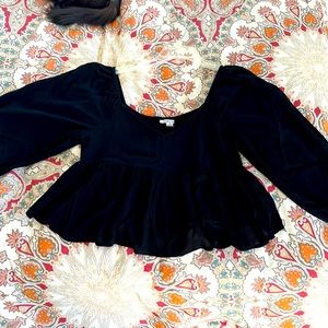 O’Neil black bell sleeve crop